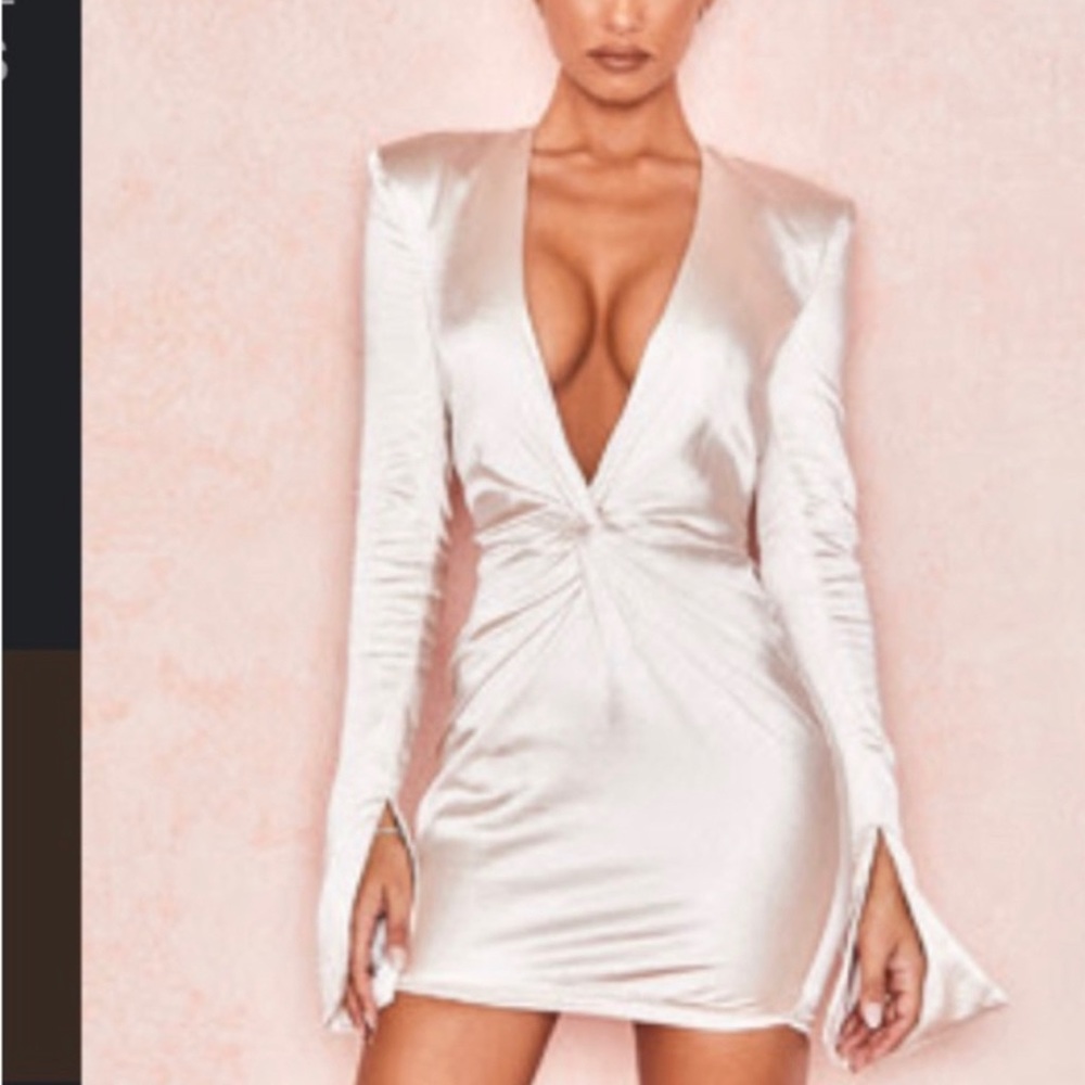 House of CB Naia Champagne Satin Plunge Dress. #HouseOfCB